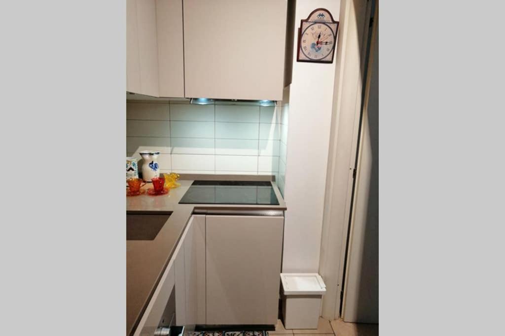 Casa Valerio Apartment Bari Luaran gambar